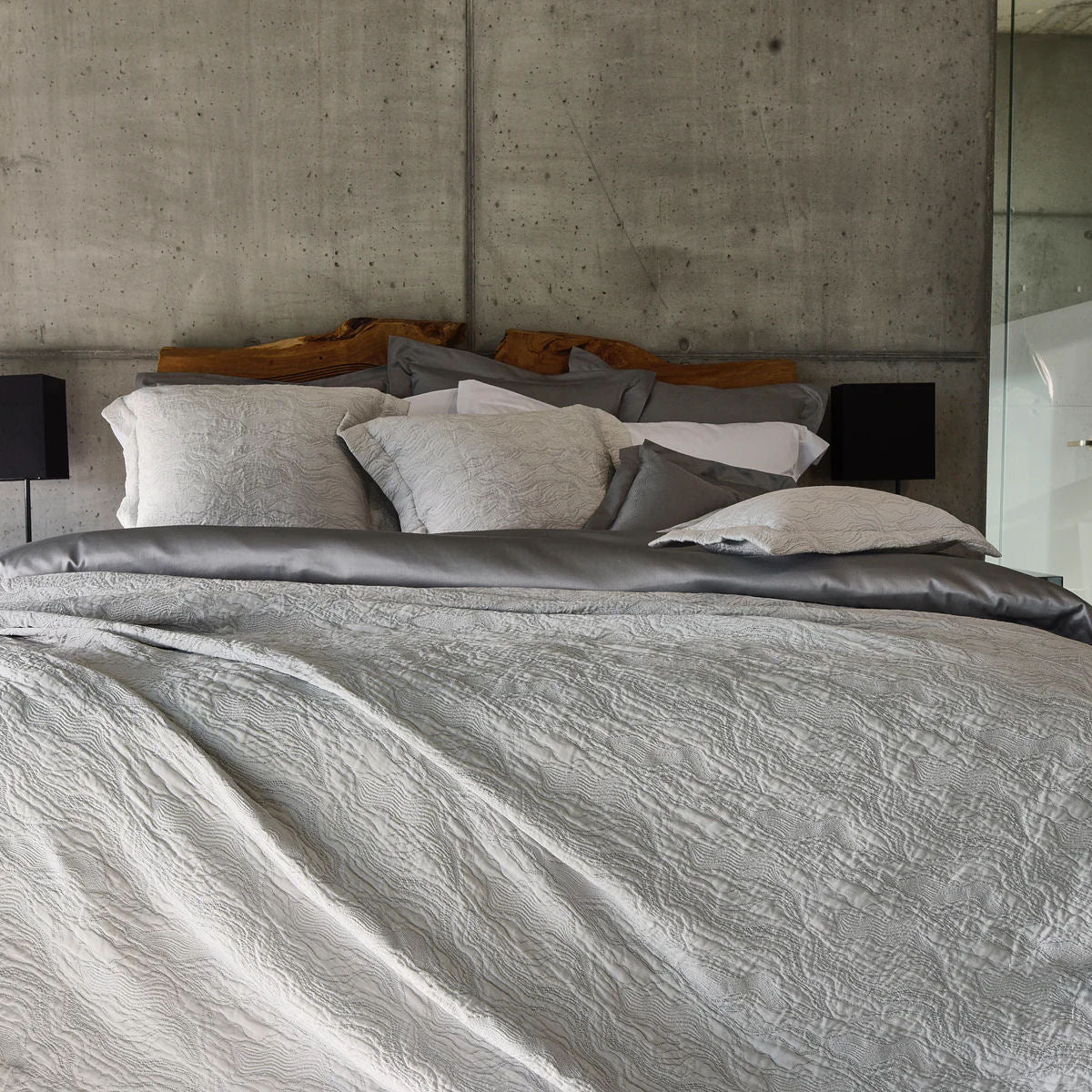 PERLE By Celso de Lemos Exclusive Bed Cover / Throw