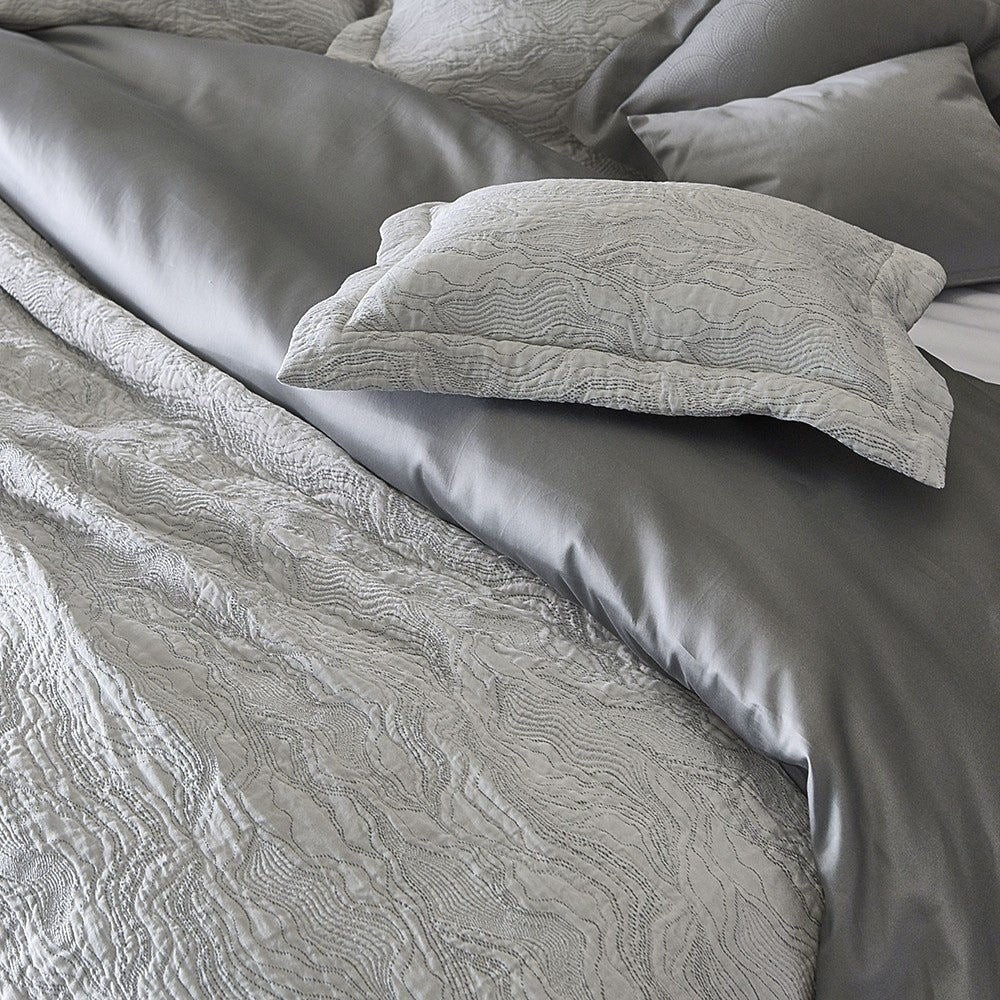 PERLE By Celso de Lemos Exclusive Bed Cover / Throw