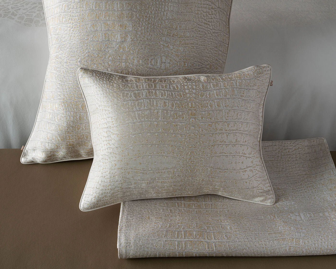 Silk and Egyptian Cotton Snake Skin Luxury Bed and Pillow Covers - LUXE